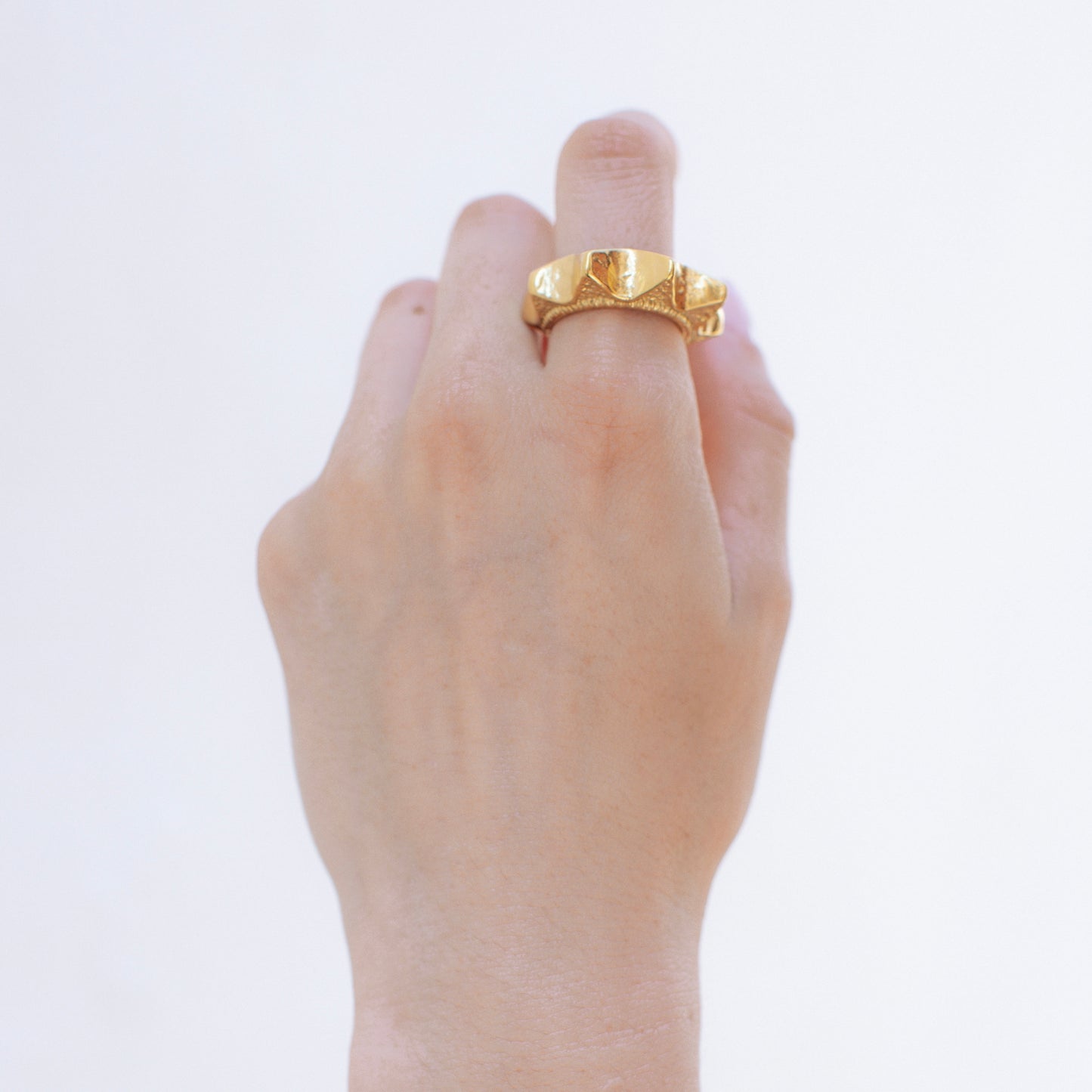 Anillo sol