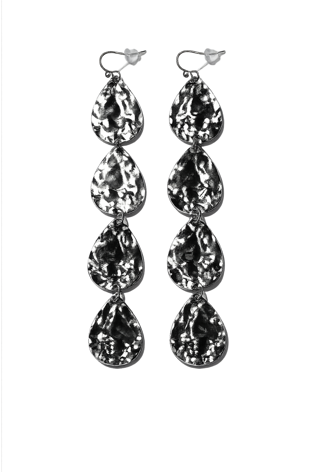 Dangling earrings hit