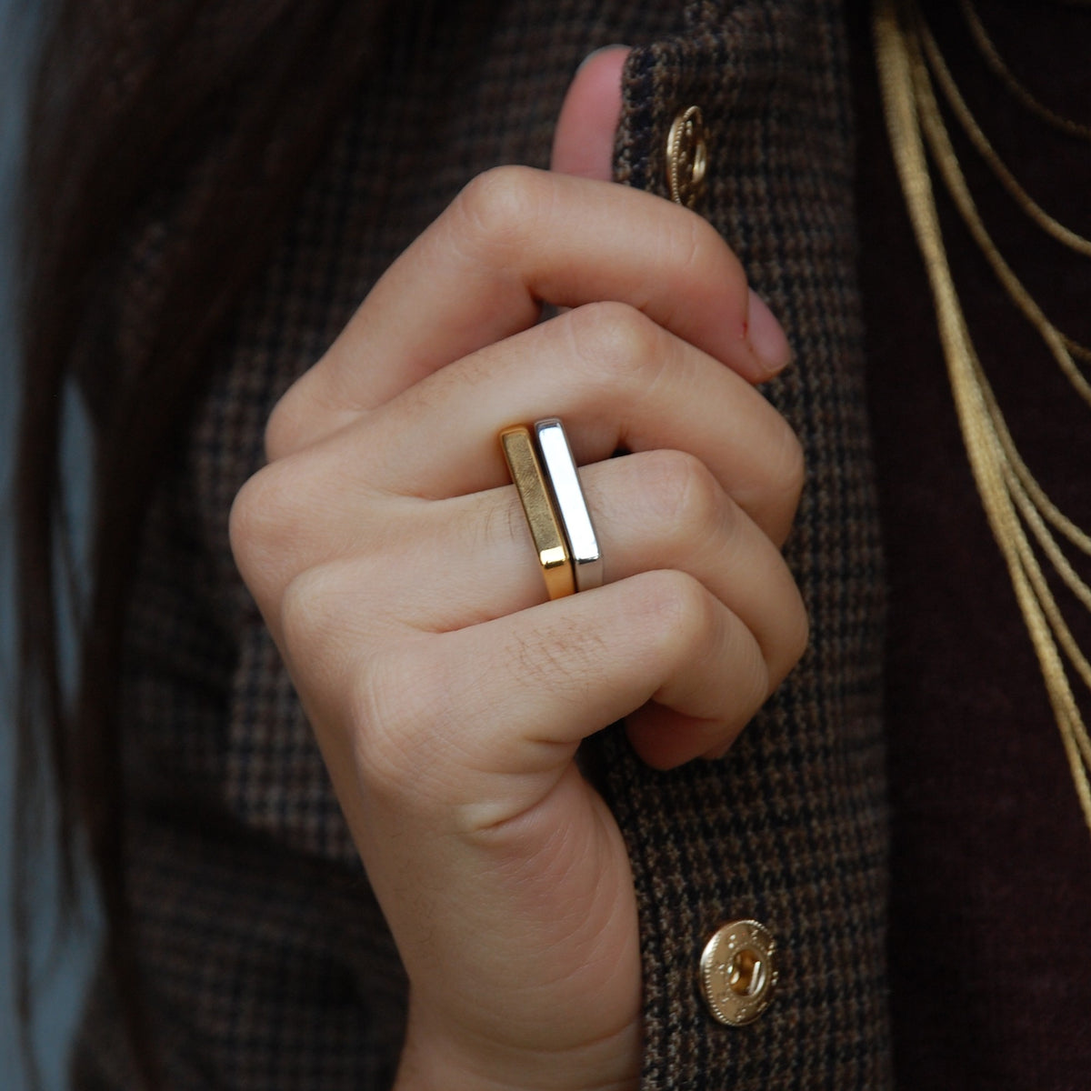 Anillo Flat, plano ovalado · puesto · Blankspot COMO SI NADA