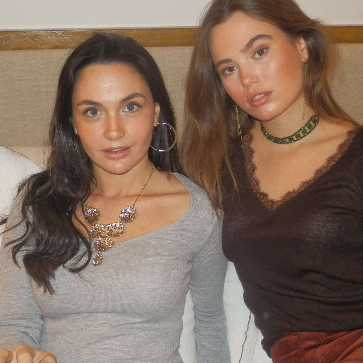 Choker Capricho, de piedras verdes · puesto · Blankspot COMO SI NADA